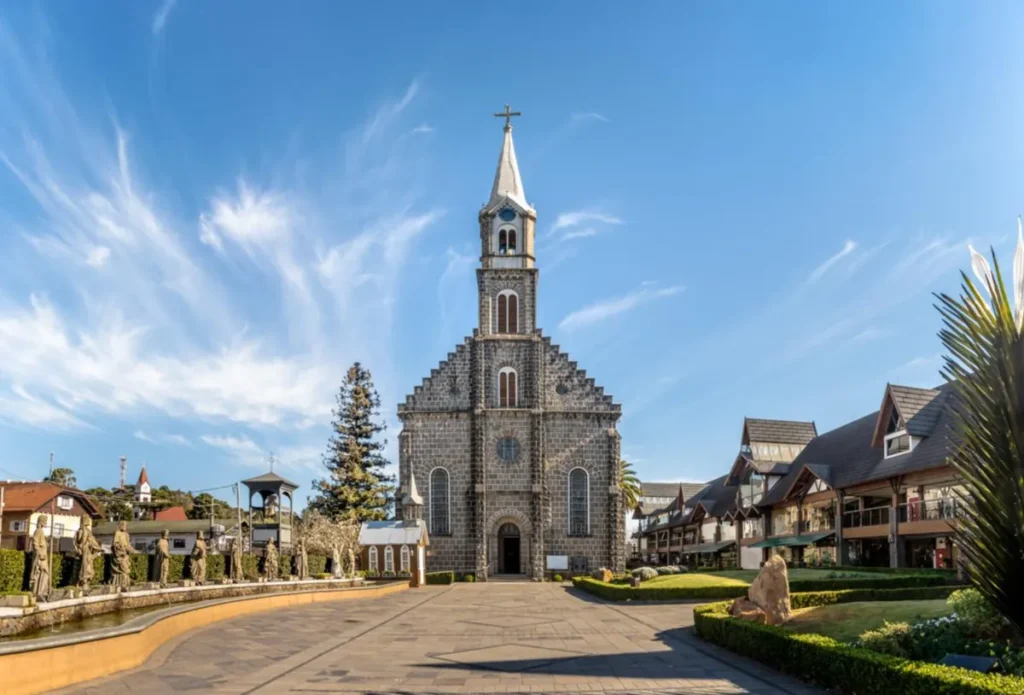 A Igreja São Pedro é um dos pontos mais icônicos da cidade